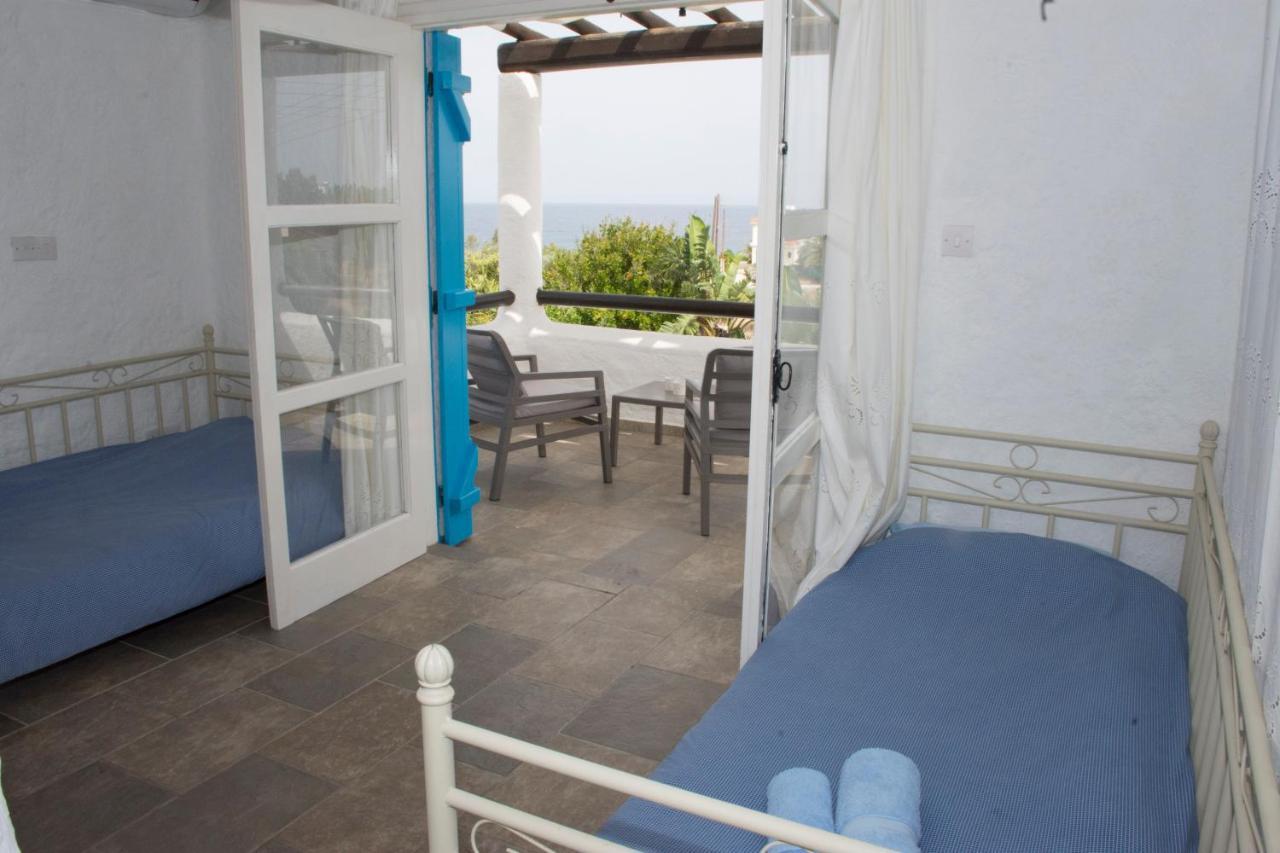 פומוס Votsalo Villa מראה חיצוני תמונה